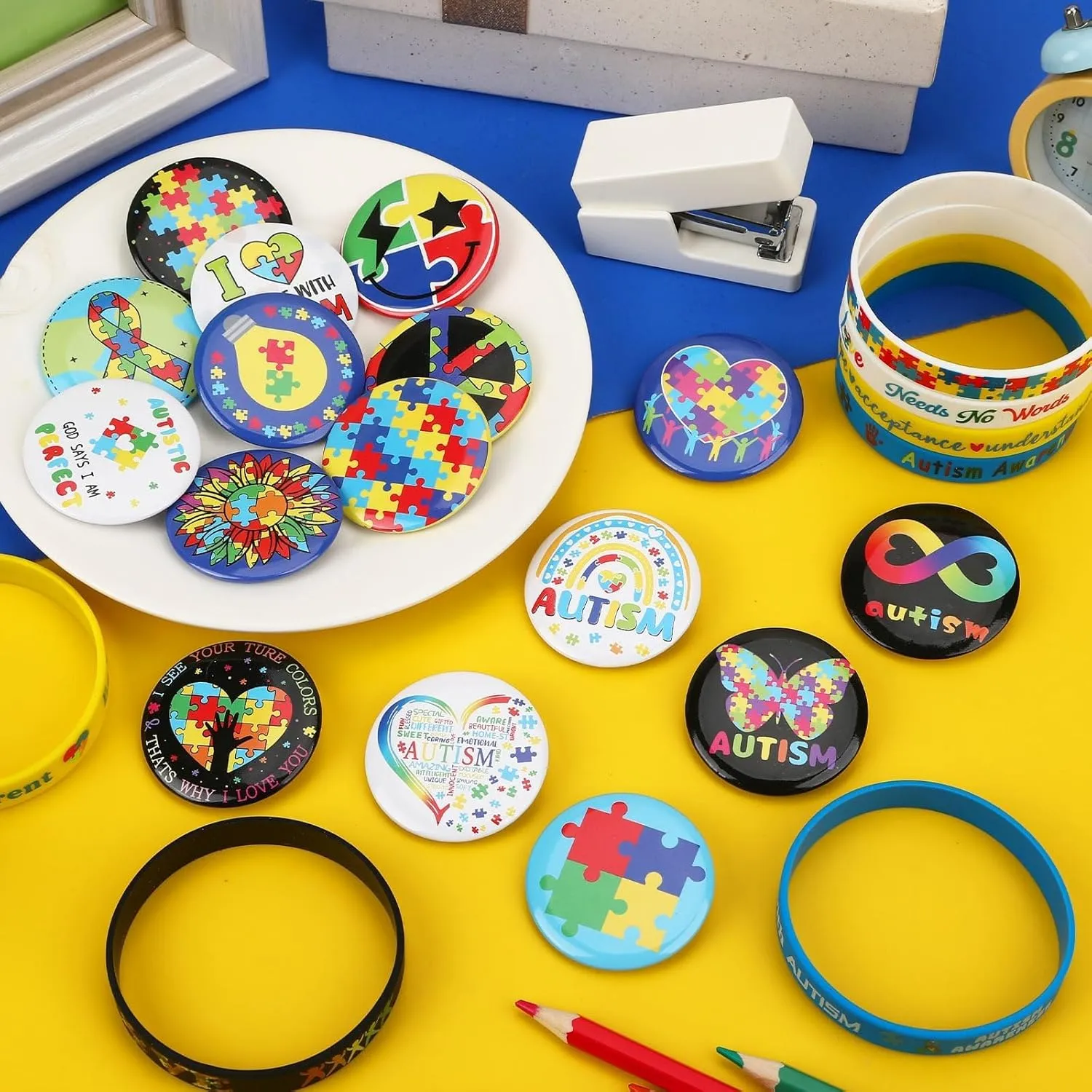 64PCS Autism Awareness Party Favor Accessories 32pcs Autism Awareness Button Badges Pins and 32pcs Silicone Bracelets for Party Motivational Goodie Bag Fillers