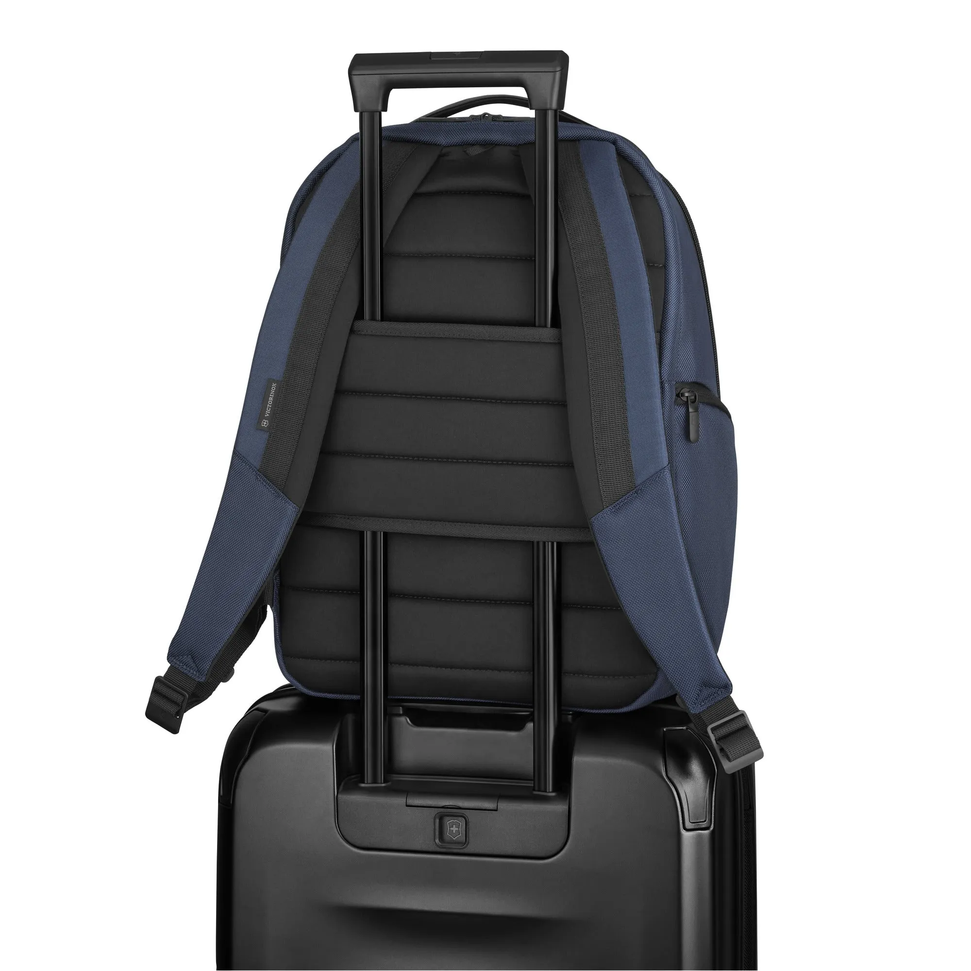 buy-altmont-professional-essential-laptop-backpack-653289-lebanon