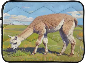Llama Grazing in Green Pasture Padded Laptop Sleeve Case 13 Inch Soft Quilted Laptop Bag Waterproof Computer Sleeves