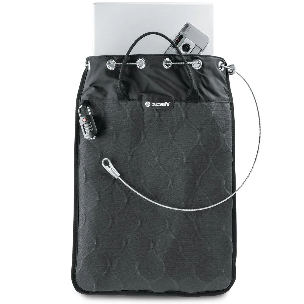 Pacsafe Travelsafe 12L GII Portable safe