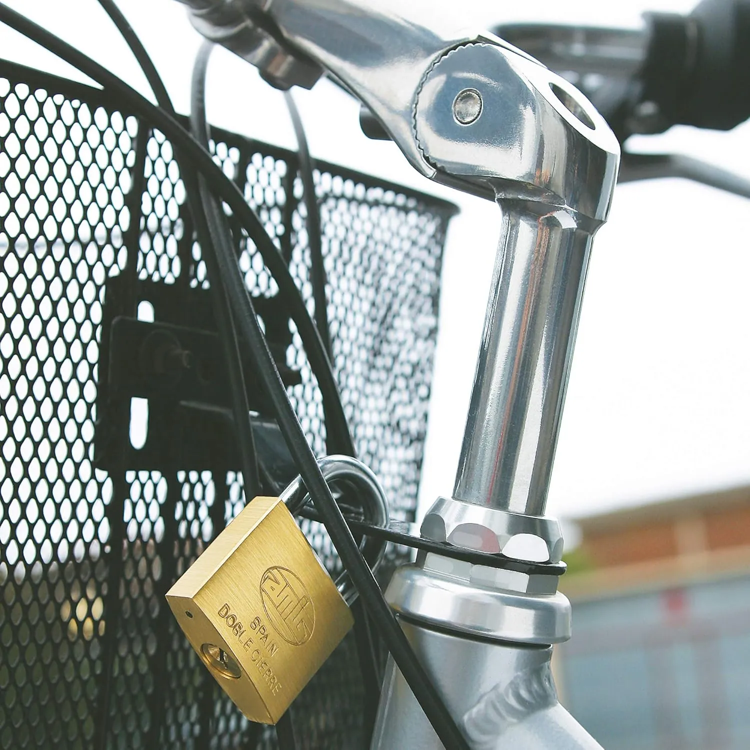 Safety Padlock | Includes 2 Keys | Normal Bow | Brass and Treated Steel Arch | for Gym Lockers, Doors, Closets, Suitcases, Backpacks | Double Lock | Width: 45 mm