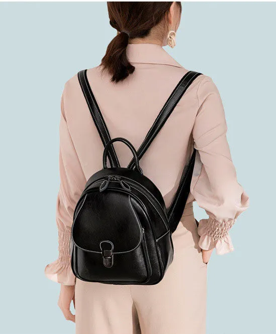 The Chic Adventurer