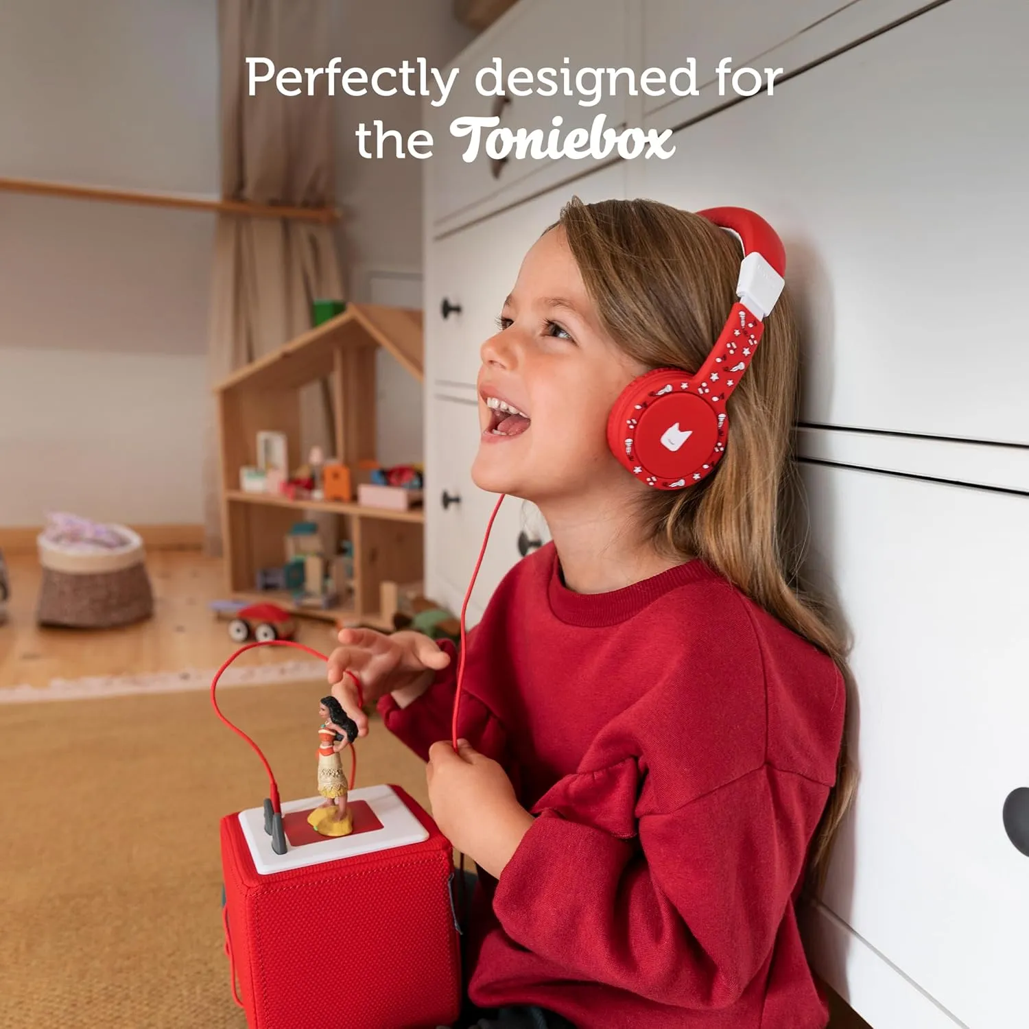 Tonies Foldable Wired Headphones for Kids - Comfortably Designed to fit On-Ear - Works with Toniebox and All 3.5mm Devices - Green