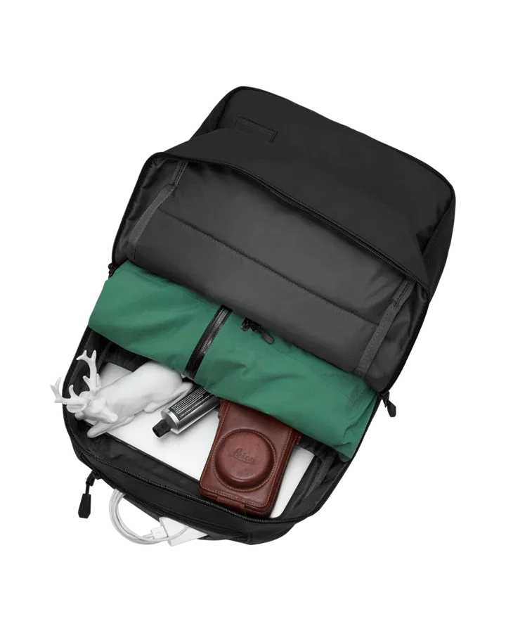 VARLDSVAN 17L BACKPACK