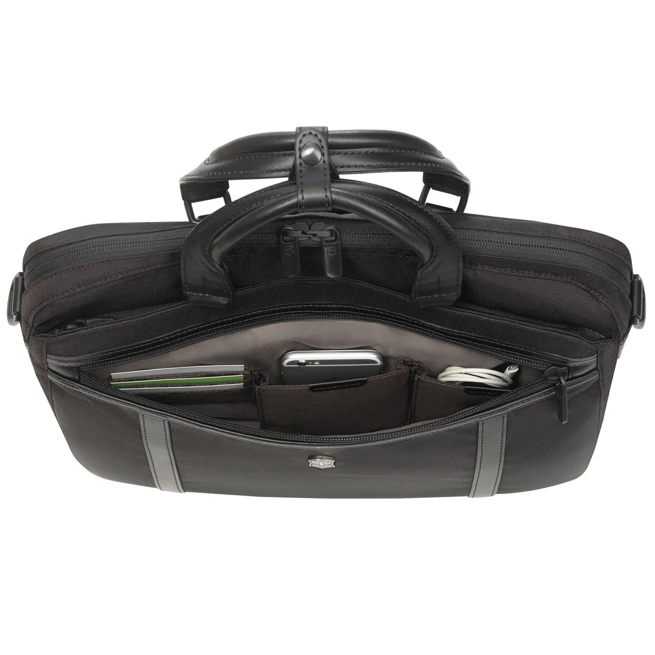Victorinox Holiday savings Bag Resilient Carry Werks 2-Way