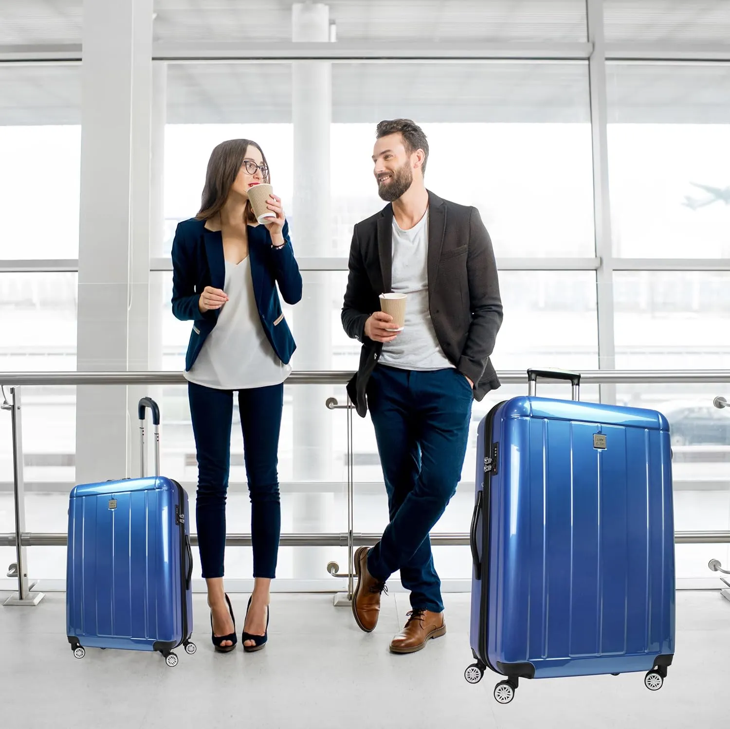 World Traveler Contour Lightweight Polycarbonate Hardside Expandable Spinner Luggage with TSA Lock, Blue, 28-inch